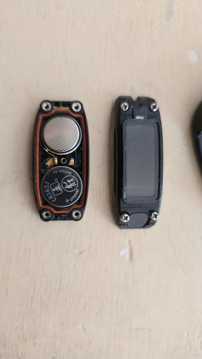 Фитнес гривна Garmin Vivofit 2