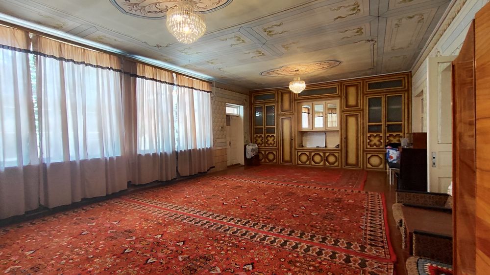 Uy sotiladi 6 sotok shahar urtasida Продается дом 6 соток в центре гор