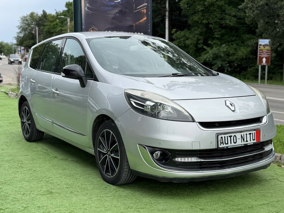 RENAULT Scenic