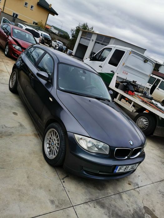 Dezmembrez BMW Seria 1 1.6 Benzina