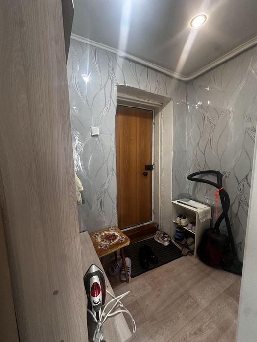 Продам 1 комн , бэст , скгу