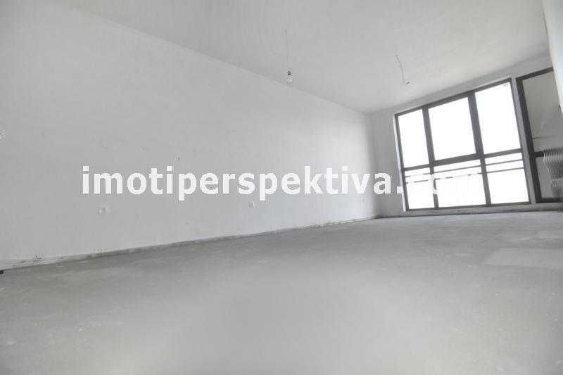 Продава се Тристаен апартамент в Пловдив, Кючук Париж - 101 кв.м за 1387 €/кв.м - Снимка #1