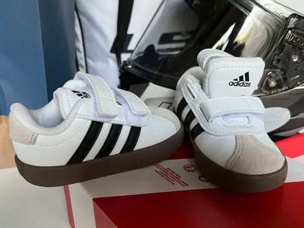 Бебешки обувки  23 Adidas VL Court 3.0 Infants Shoes