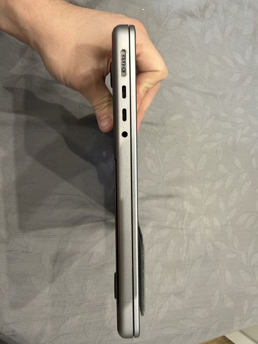 Продам MacBook Pro 14
