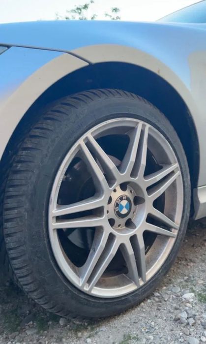 Jante BMW 5X120 R18 cu anvelope 225/45 R18 ( 2024)-Stare Excelentă, 1600 fix. All Season, M+S
