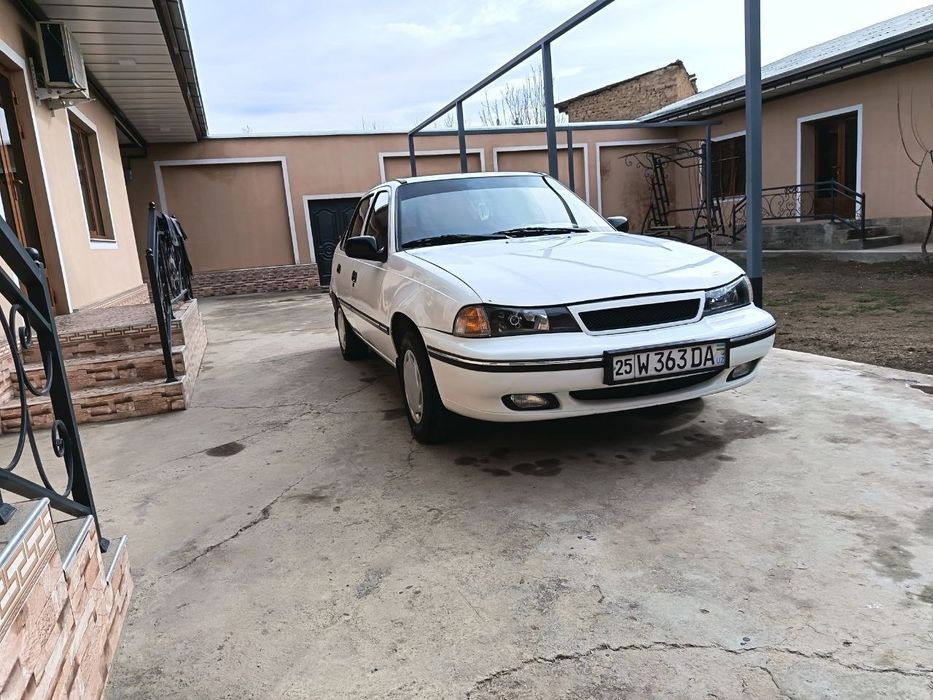 Avto Daewoo nexia1