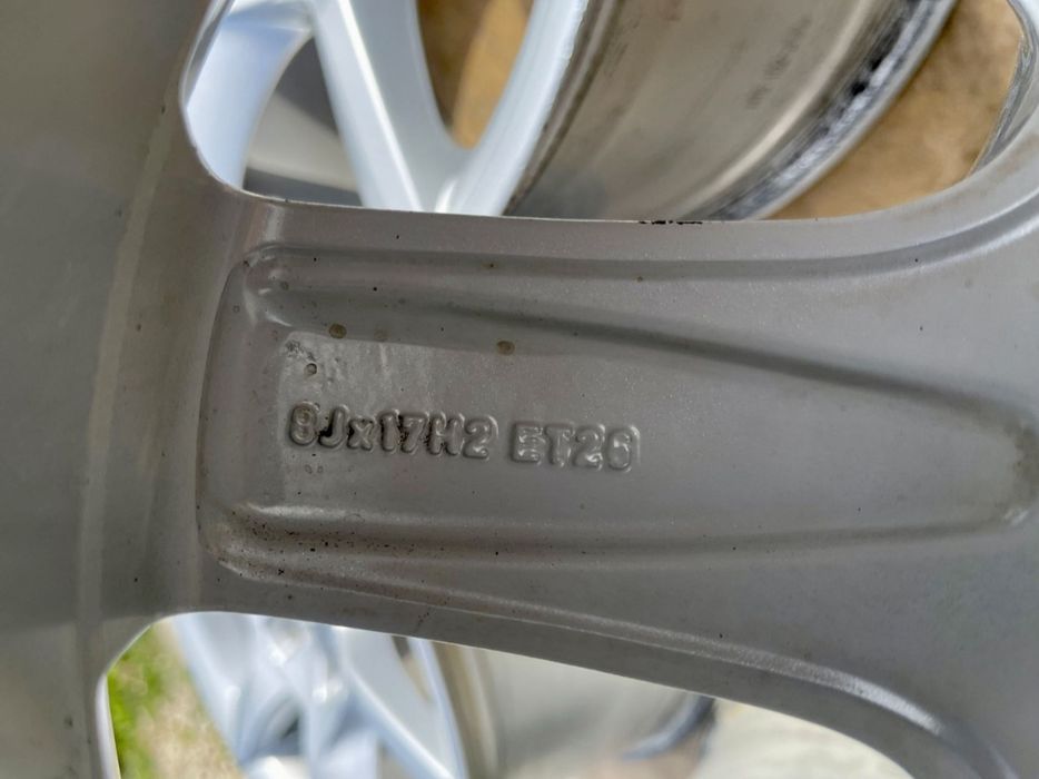 Jante cu cauciucuri de iarna ( Jante Audi S5 R17 )