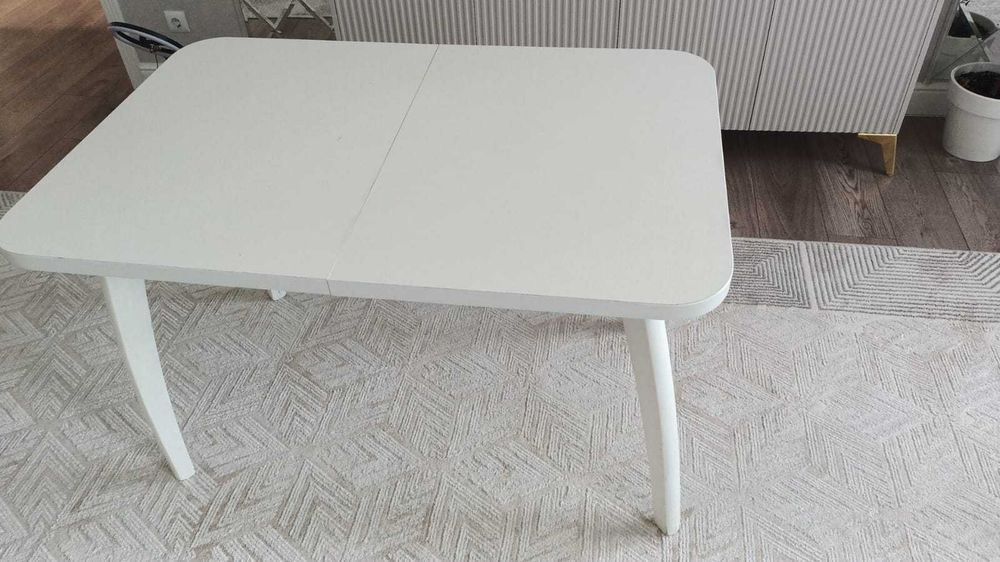 Стол кухонный белый