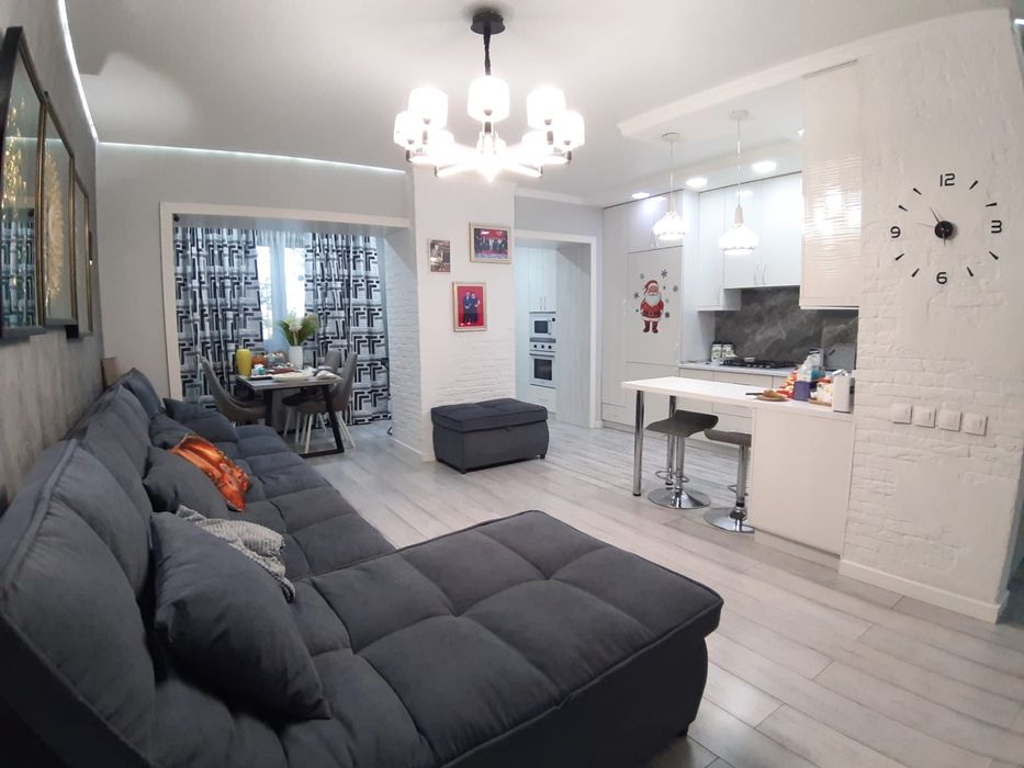 4-комн., 2 этаж, Центр - пр.Абая