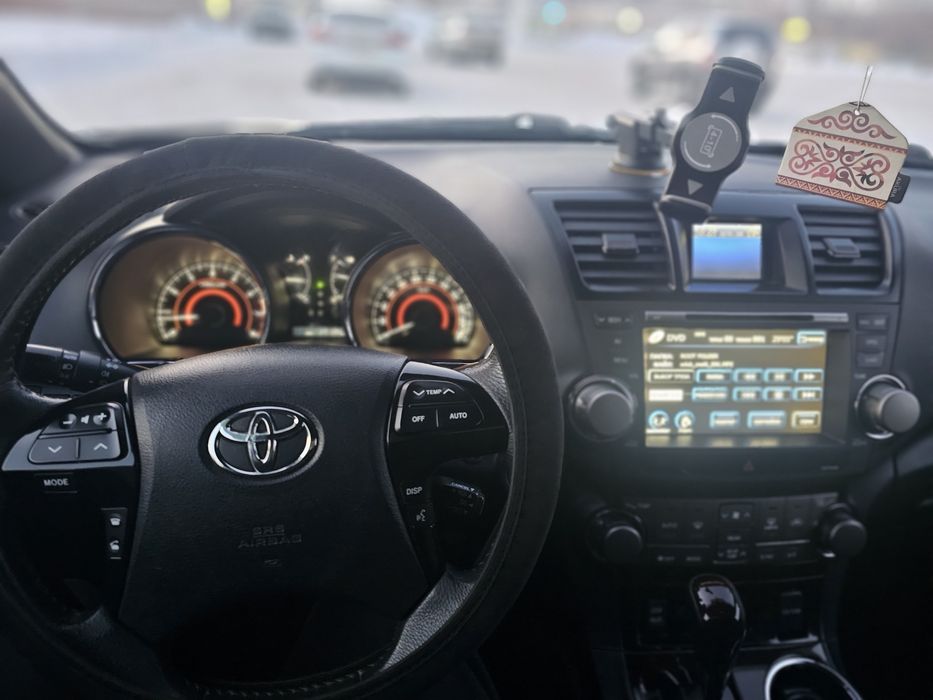 Тоиота хайлендер