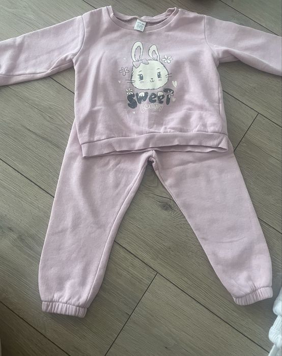 Продам детские вещи