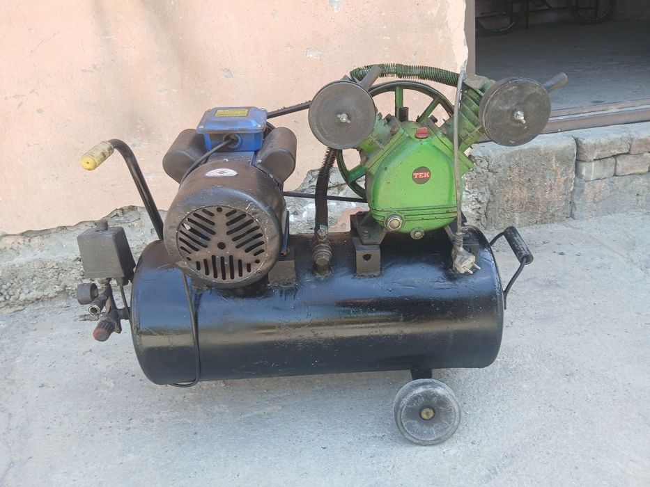 Компрессор сатылады