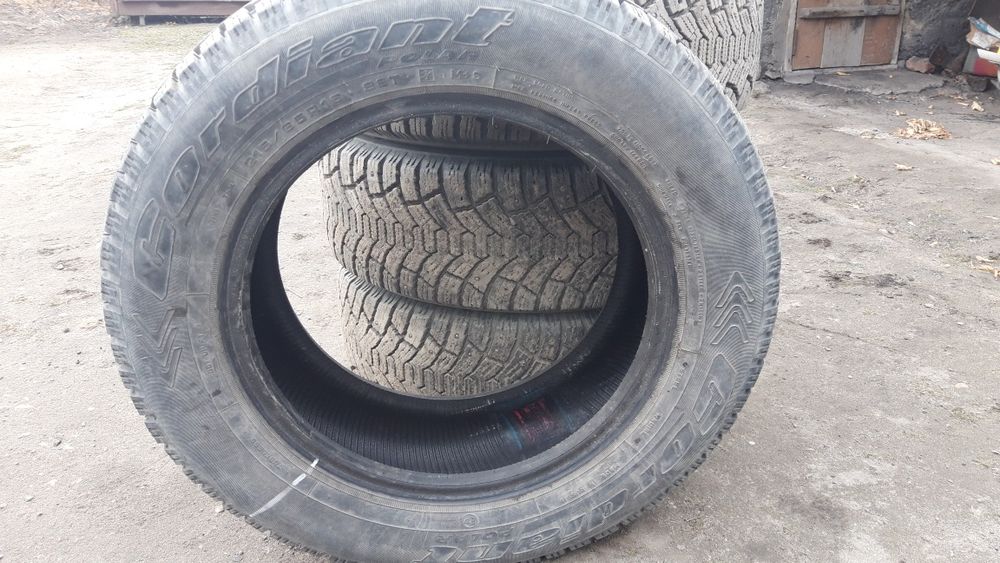 Продам шины Cordiant Polar 215.65.R16