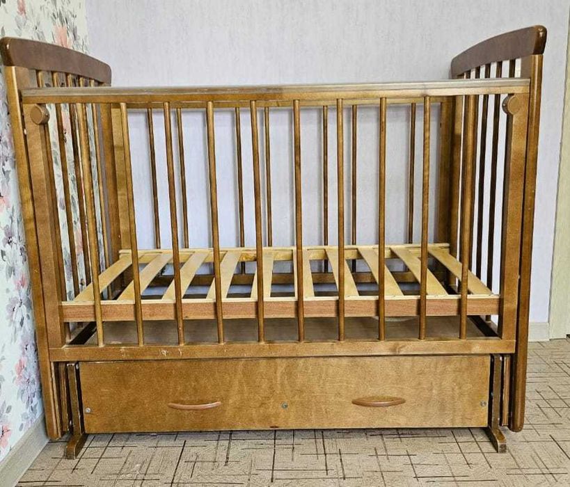 детская деревянная кровать