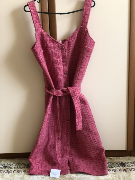 Все платья по 2000 тг