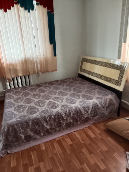 Продам спальный гарнитур