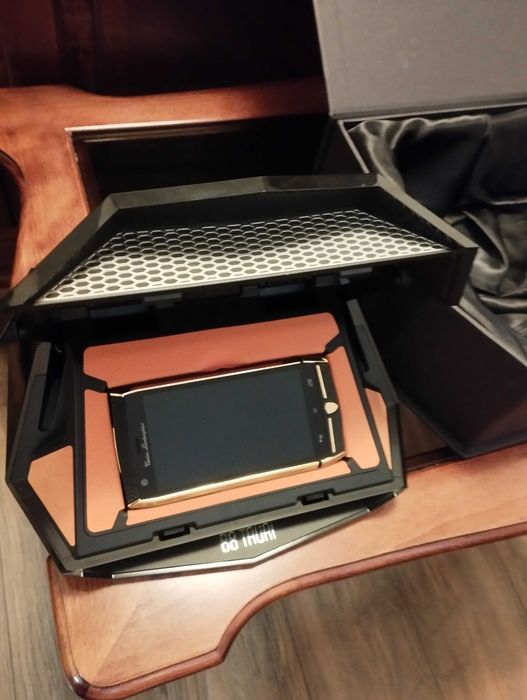 Телефон ламборджини