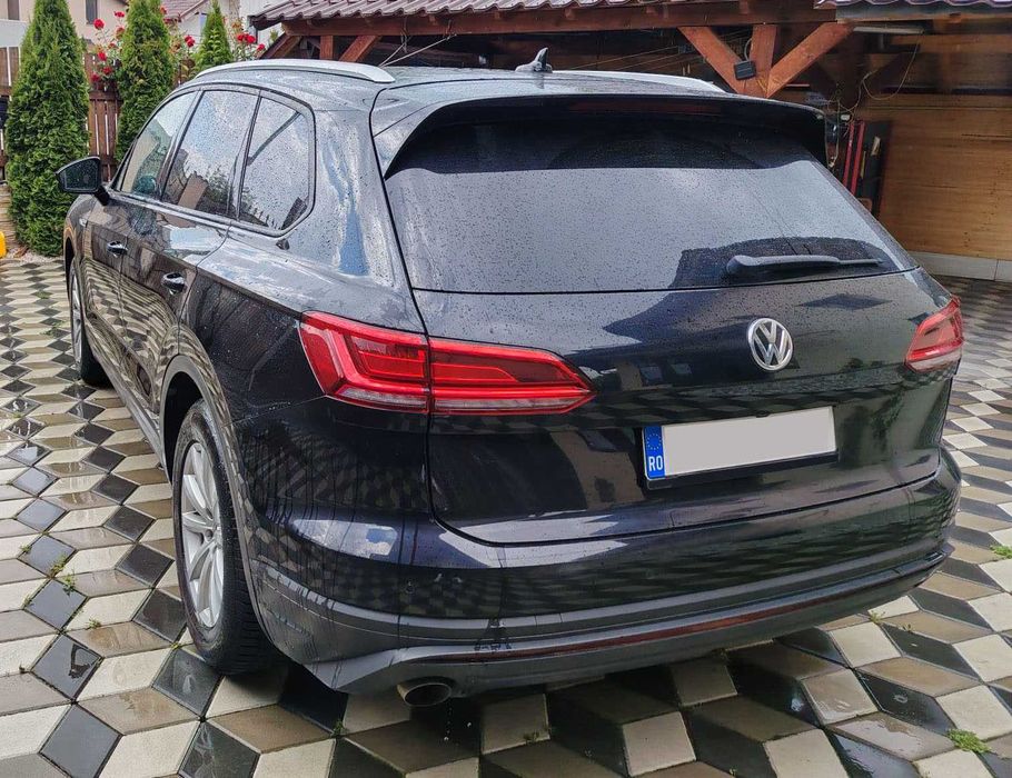 VOLKSWAGEN Touareg 2019 — imagine 3