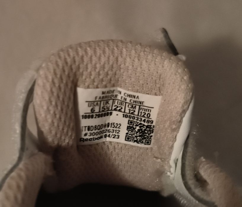 Adidași reebok fetițe Nr. 22
