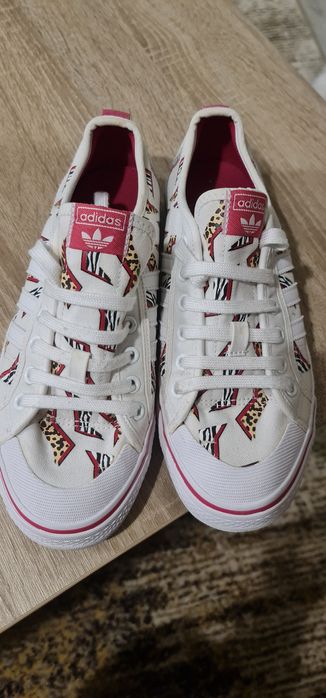 Sneakers Adidas Nizza J39