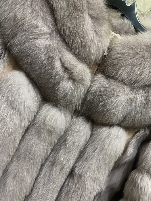 Женская шуба из натурального меха