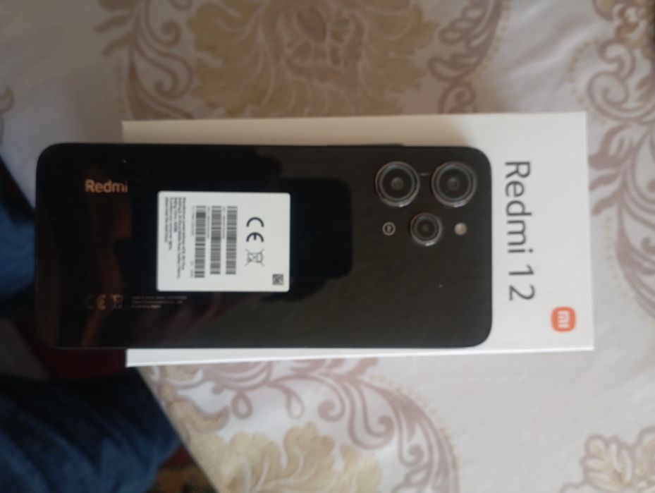 Redmi 12 sotiladi