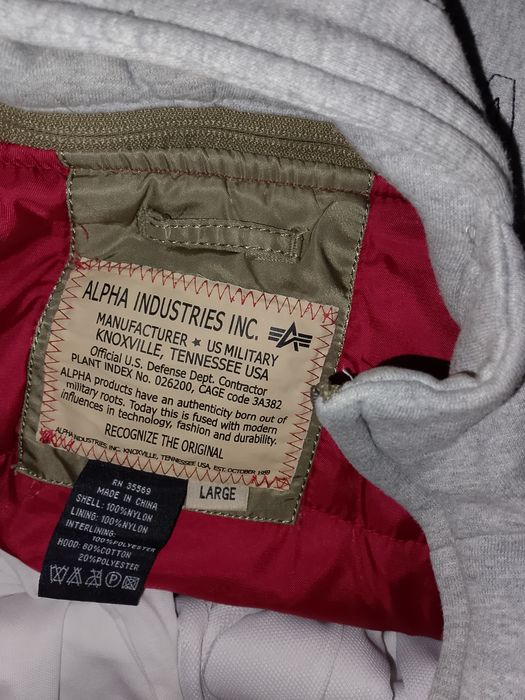 Бомбер Alpha industries