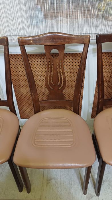 Стулья деревянные