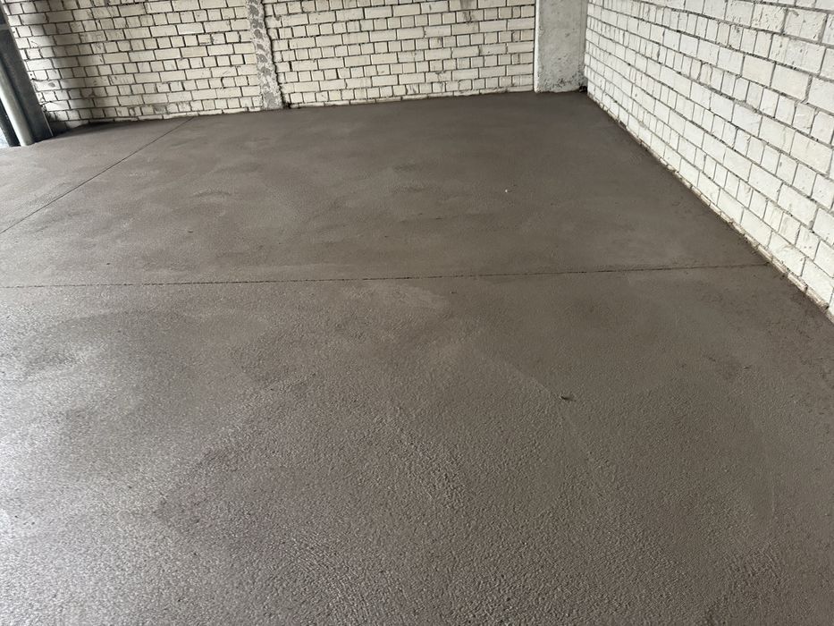 Стяжка пола услуга