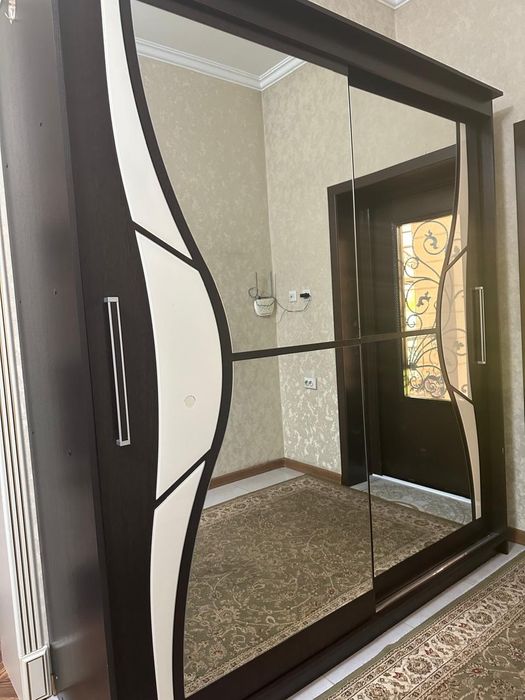 Продается шкаф купе