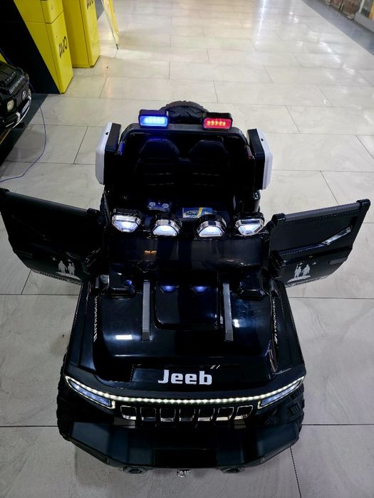 Yangi katta ikki kishilik baquvvat bolalar elektromobili sotiladi