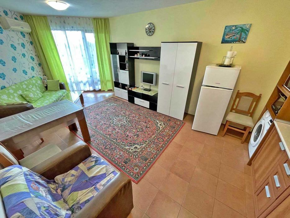 Продава се Двустаен апартамент в к.к. Слънчев бряг - 68 кв.м за 758 €/кв.м - Снимка #4