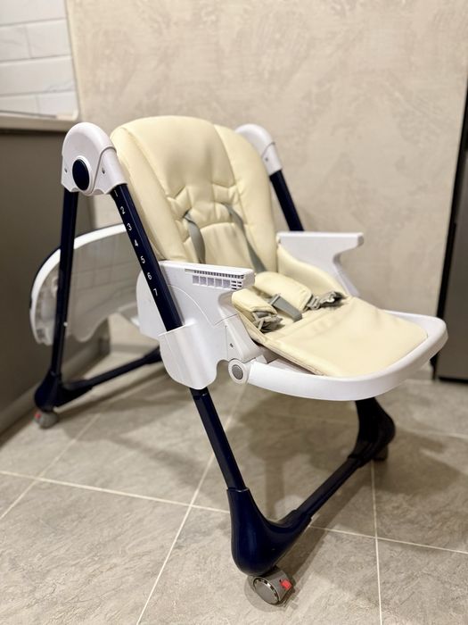 Продам стул для кормления!!