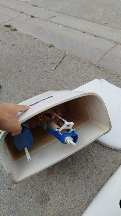 Бачок запчасти для унитаза