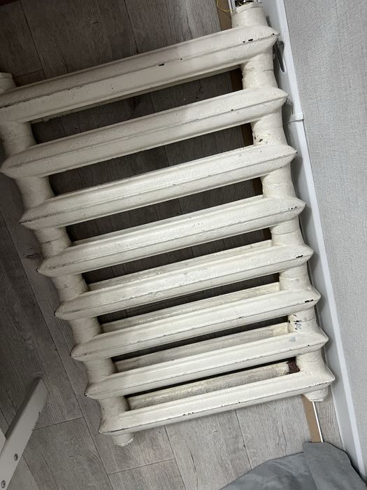 Чугунная батарея 8 секций