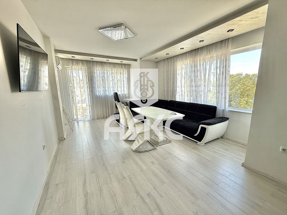 Дава се под наем Тристаен апартамент в София, Надежда 1 - 101 кв.м за 750 € - Снимка #1