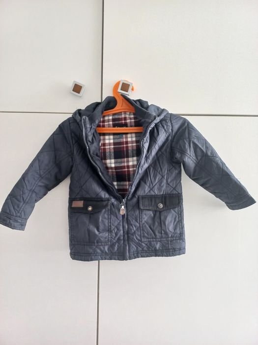 Продам куртку на мальчика размер 104