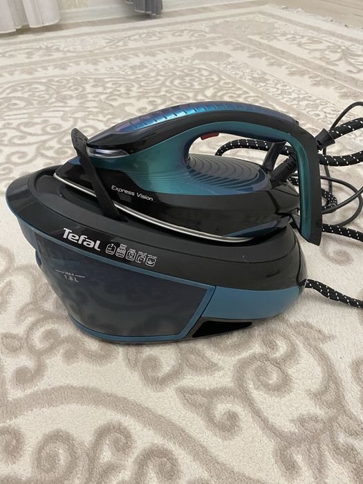 Парогенератор утюг Tefal