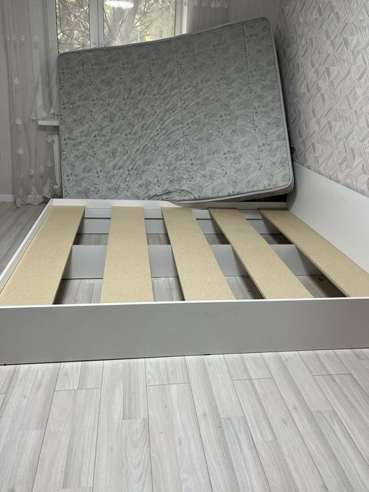 Срочно продам 2- спальную кровать