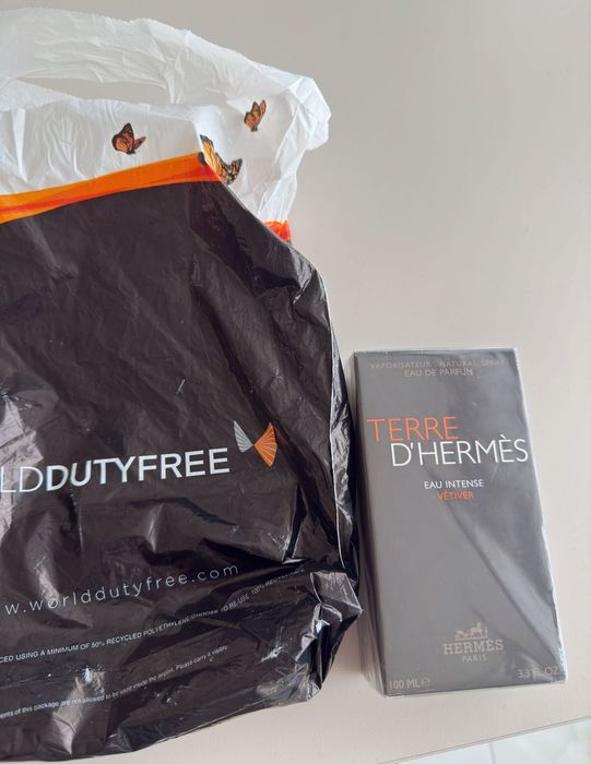 Чисто нов мъжки парфюм