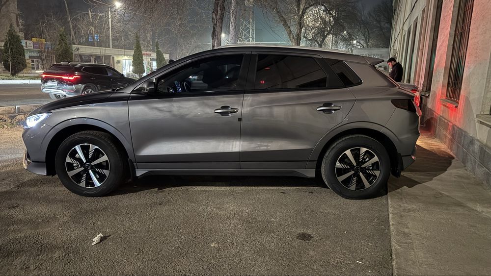 BYD E 2 Sotiladi