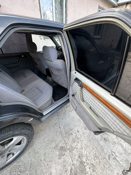 Продам Месредес w124