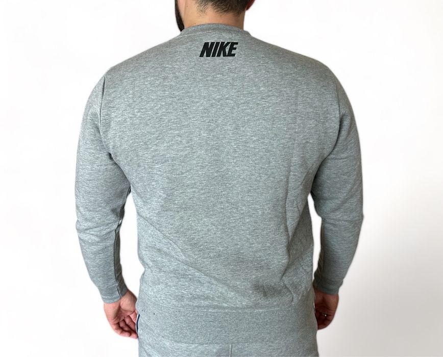 Намалени Оригинални мъжки блузи Nike