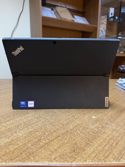 Lenovo ThinkPad X12 Detachable Gen 2