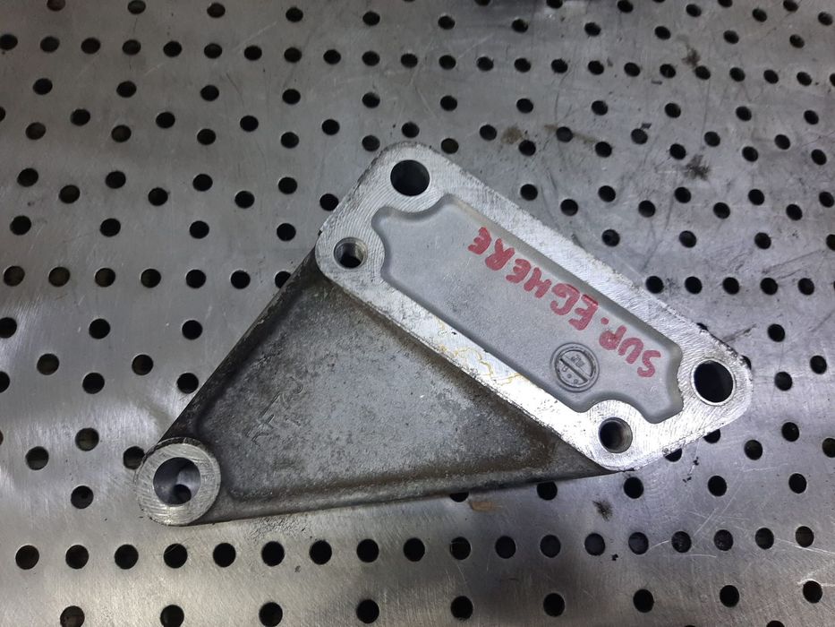 suport egr  2.0 di rf7j   mazda 5 mazda 6