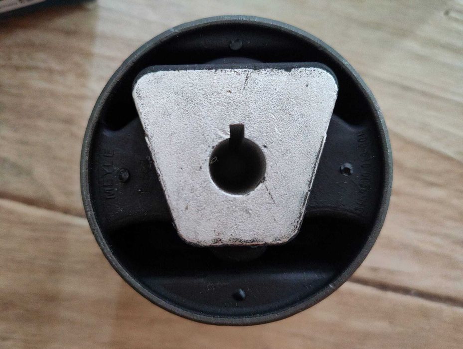 Bucse lagar brat suspensie MEYLE 100 610 0038/HD - Audi