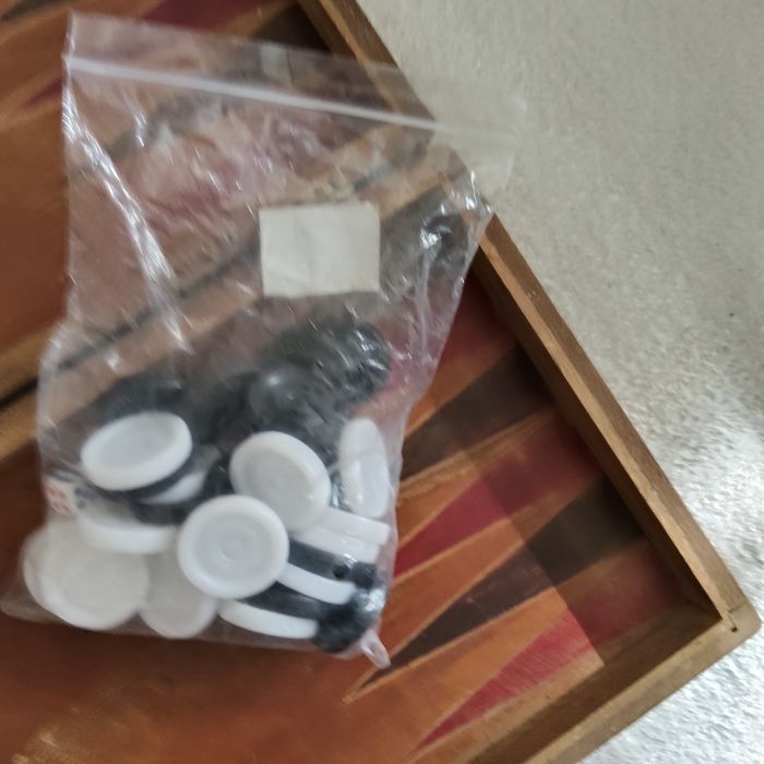 Set puluri joc table si zaruri