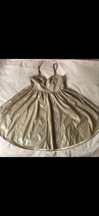 Срочно! Платья S/M по 5000 тг