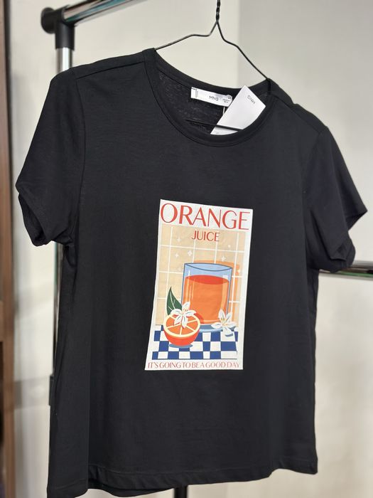 Черна къса блуза с лятен мотив