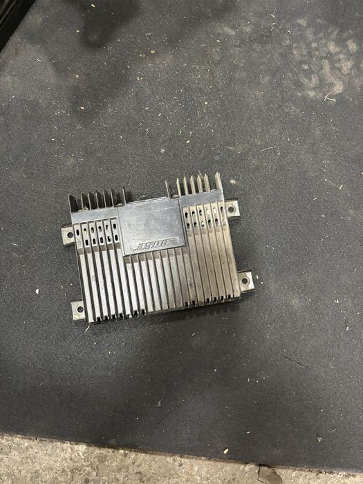 Audi A3 8L Усилвател Bose